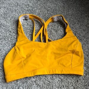 LuLulemon Free to be Serene bra. Size 6. Clementine